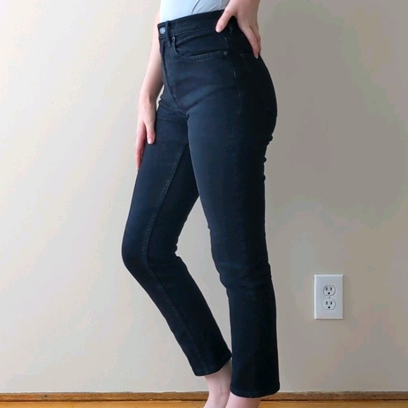 Everlane Black Cheeky Jean - Picture 2 of 3